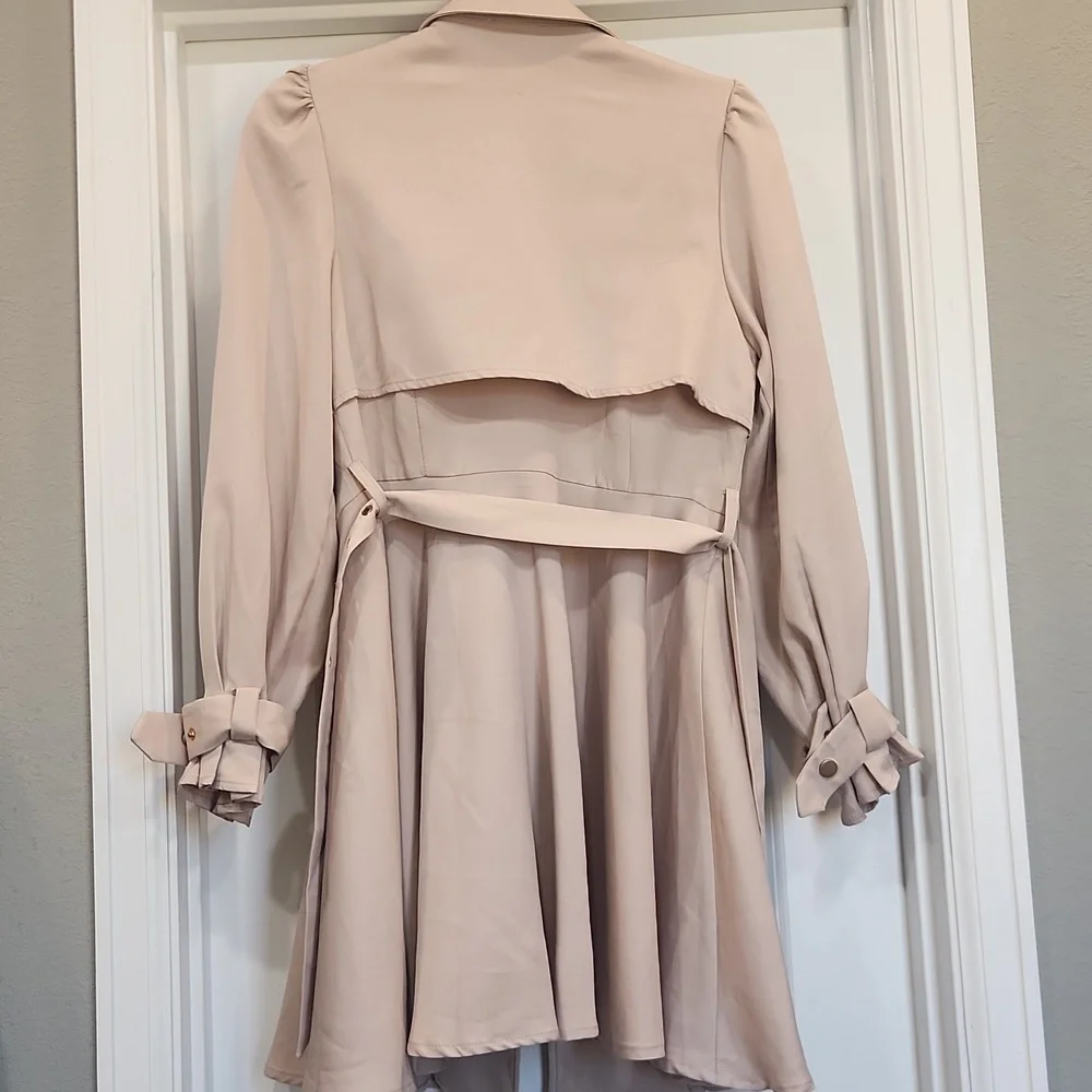 Fashion Nova Beige Lightweight Long Sleeve Belted Peacoat Or Mini Dress - Picture 4 of 4